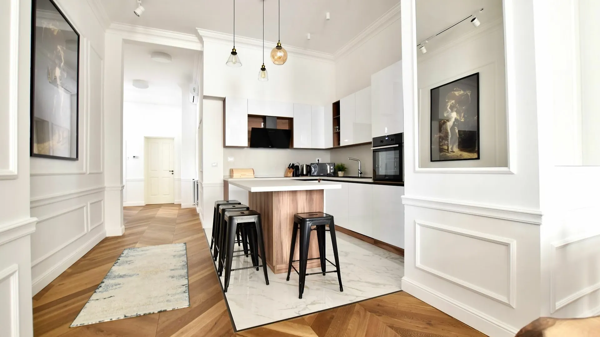Hi5 Apartments - Luxury Suits Budapest