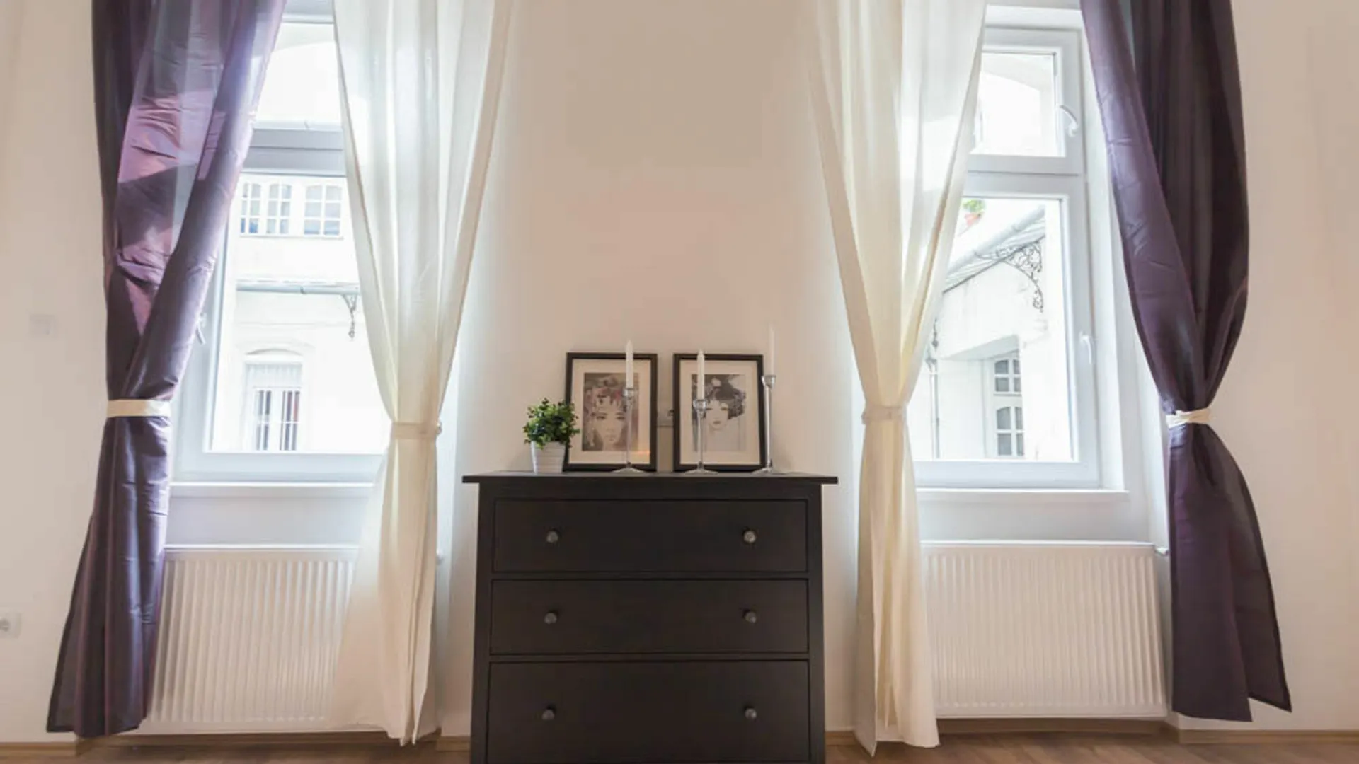 Hi5 Apartments - Luxury Suits Budapest