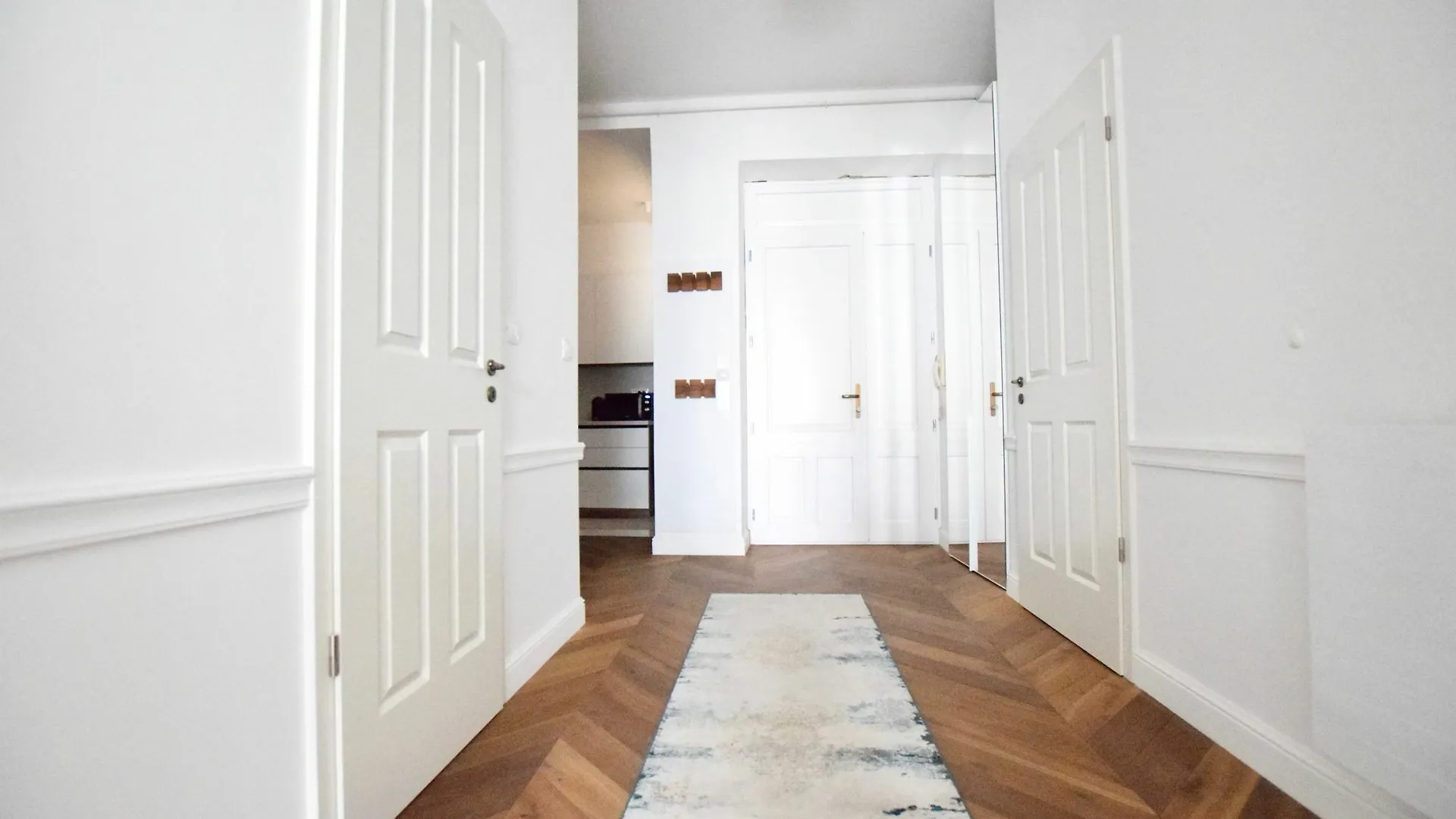 Hi5 Apartments - Luxury Suits Budapest